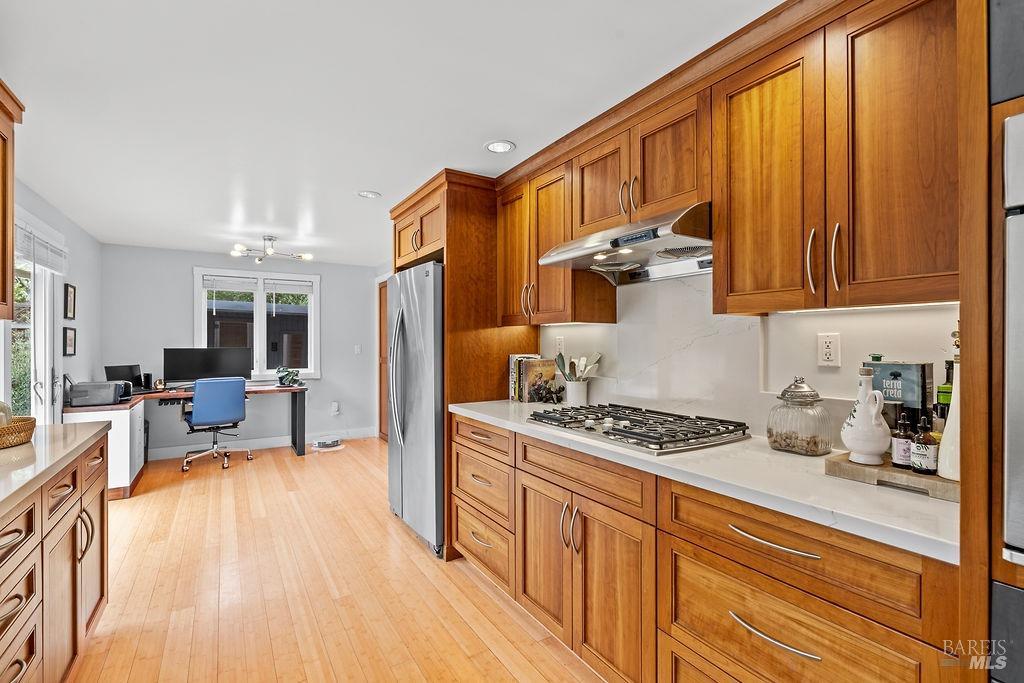 429 Oak Brook Lane