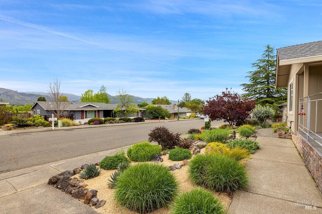 429 Oak Brook Lane