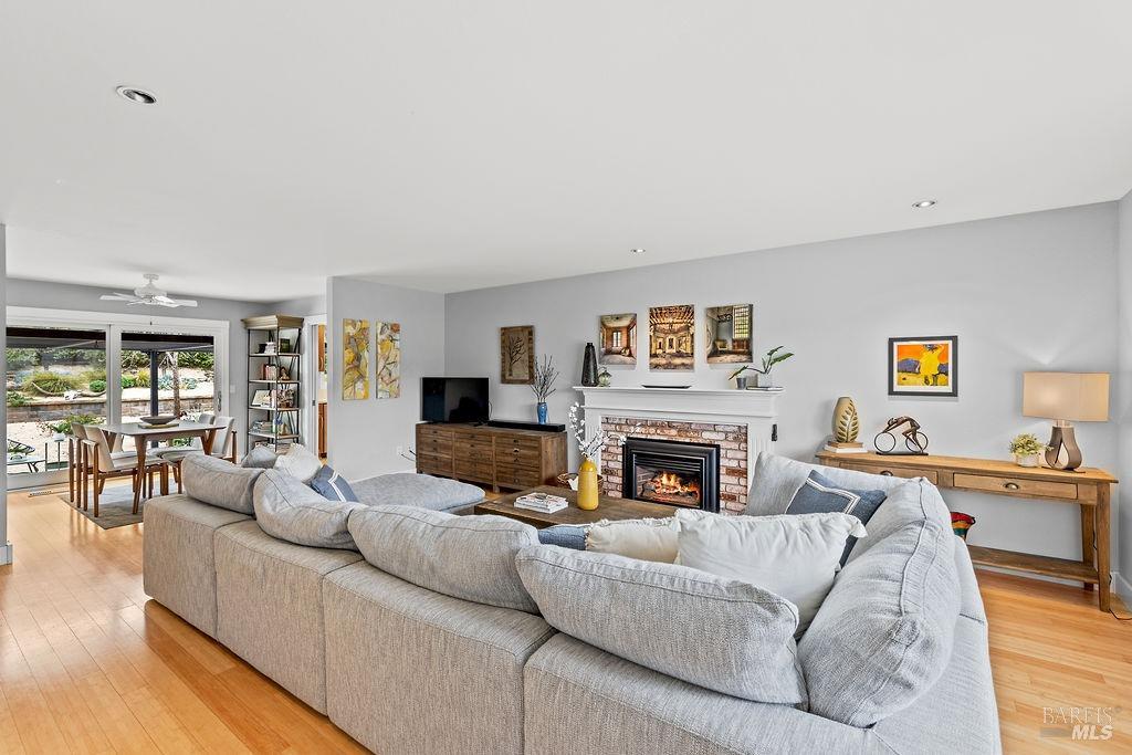 429 Oak Brook Lane