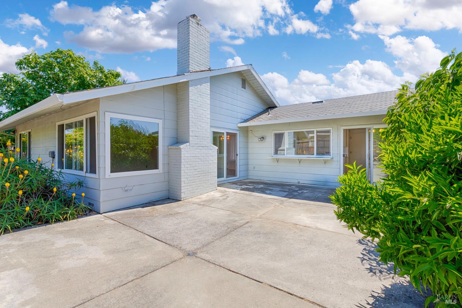 130 Valley Lakes Drive