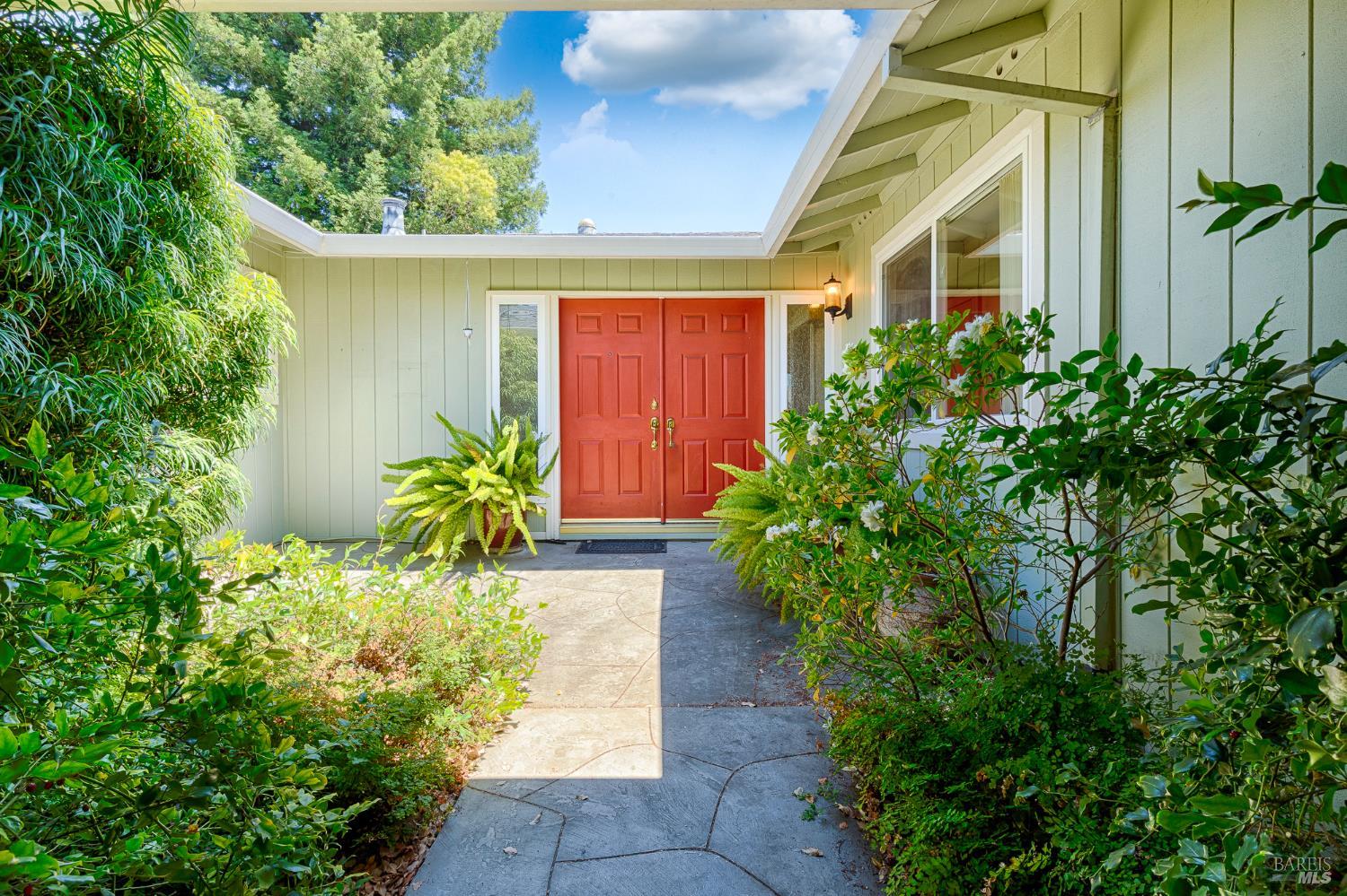 160 Oak Shadow Drive