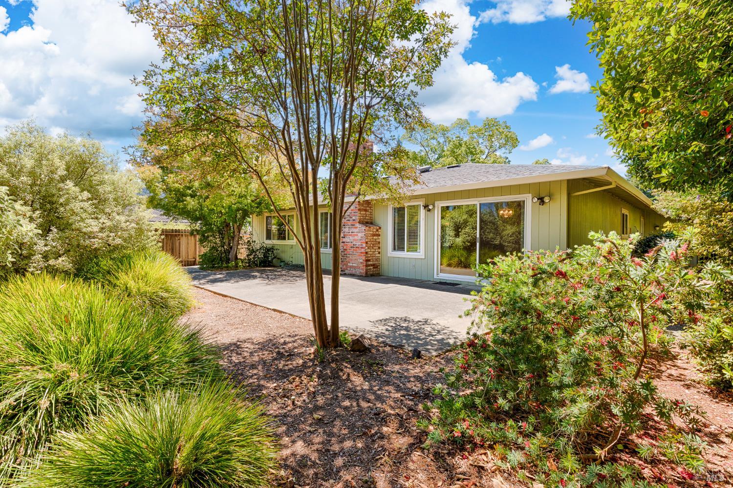 160 Oak Shadow Drive