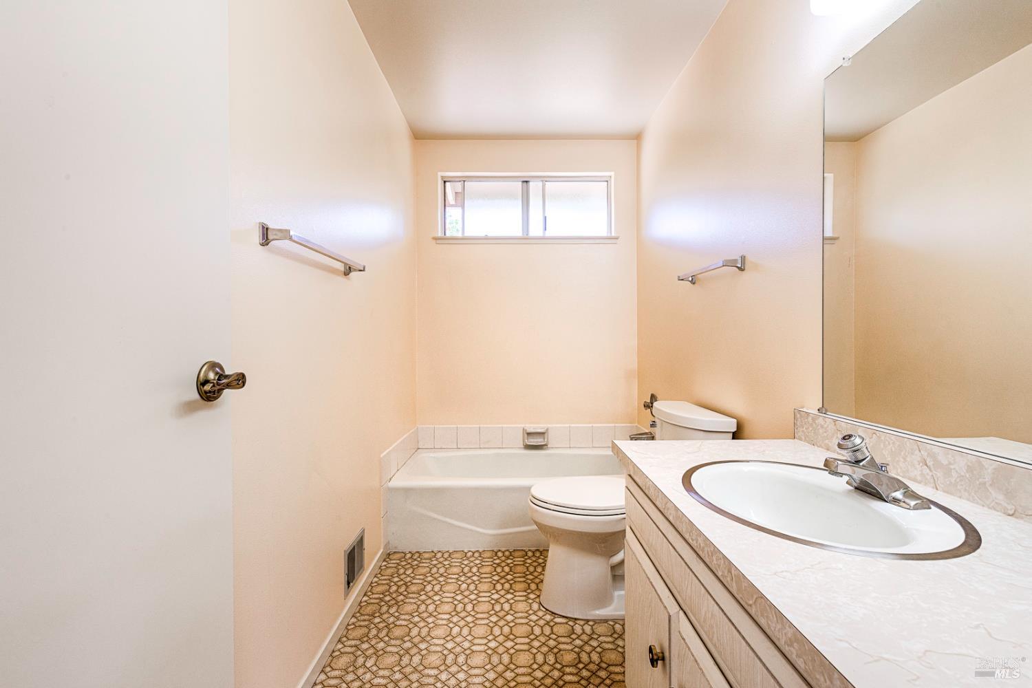 8927 Oak Trail Drive