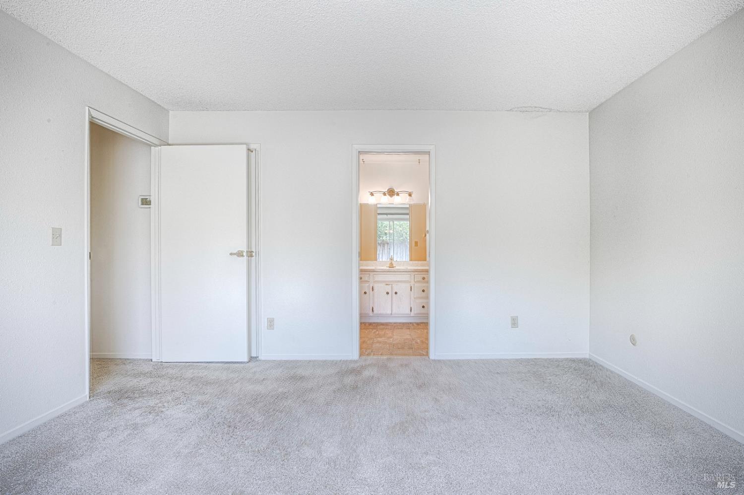 8927 Oak Trail Drive