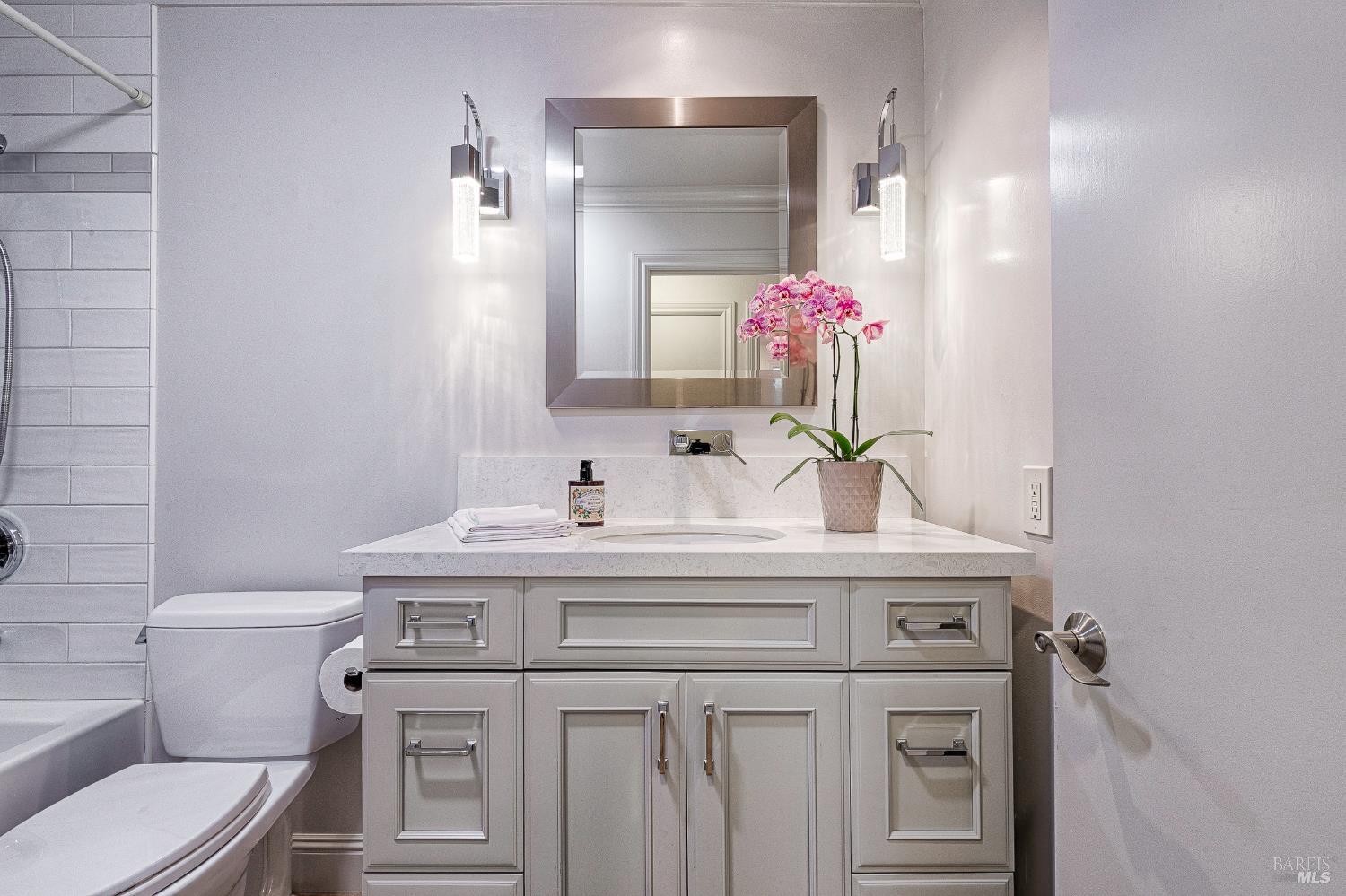 8862 Oak Trail Place