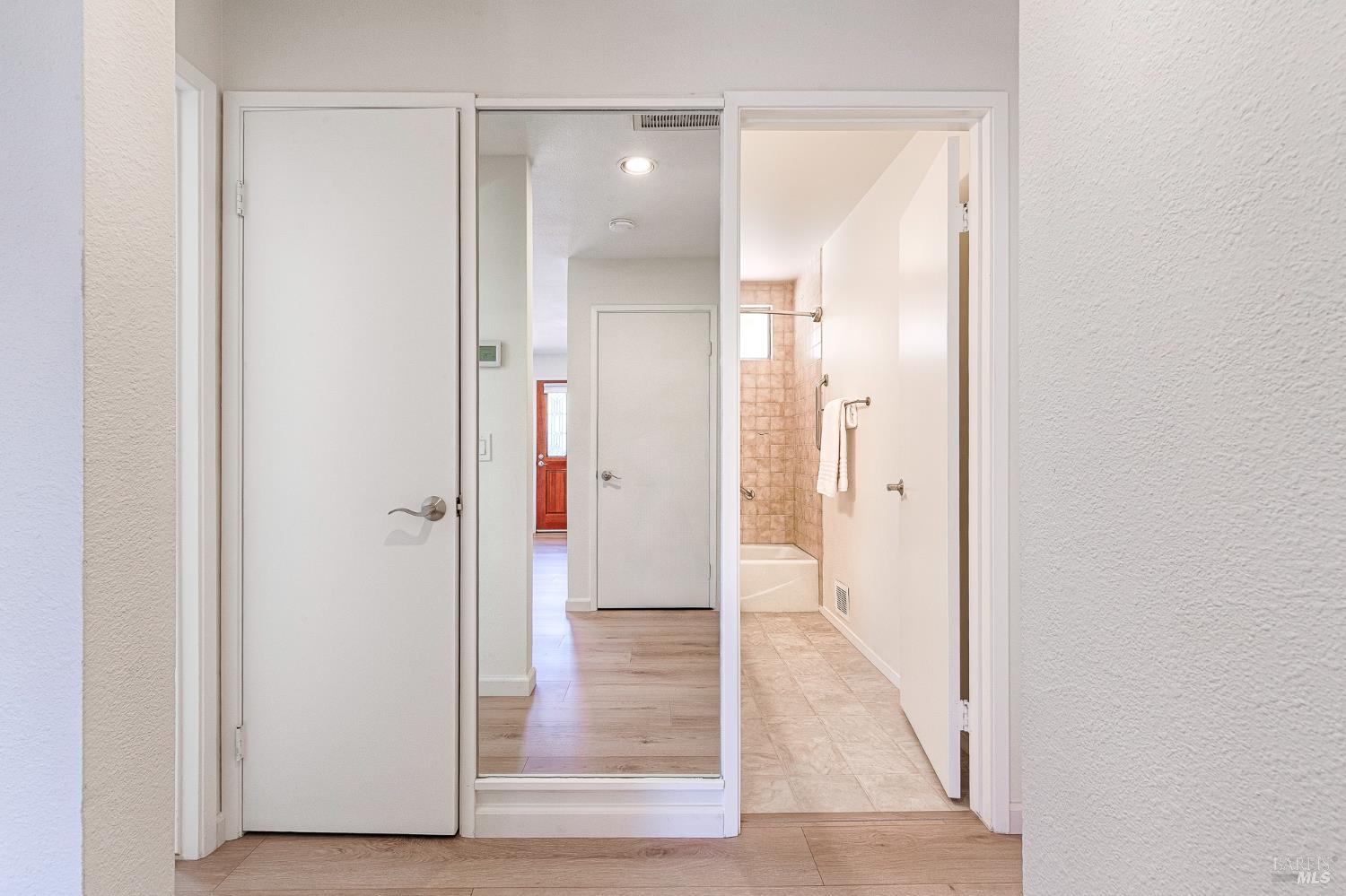 8850 Oak Trail Drive