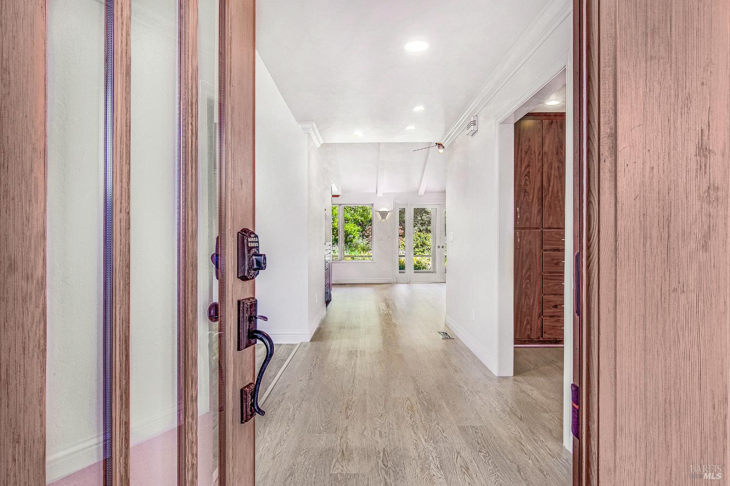 8862 Oak Trail Place