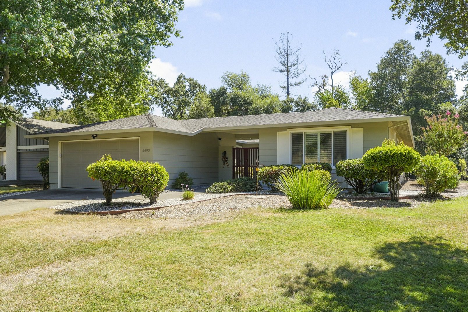 6493 Meadowridge Court