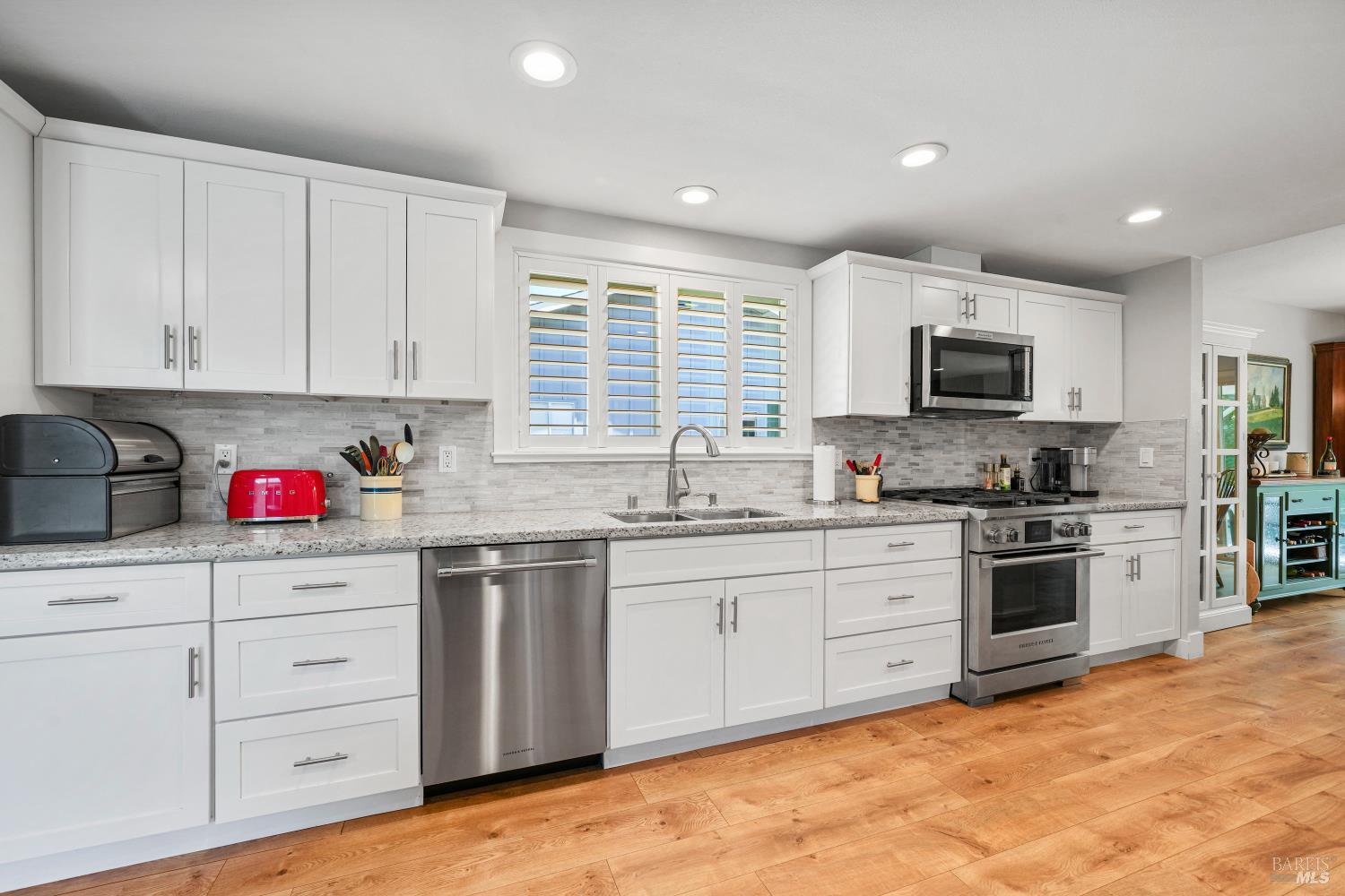 6493 Meadowridge Court