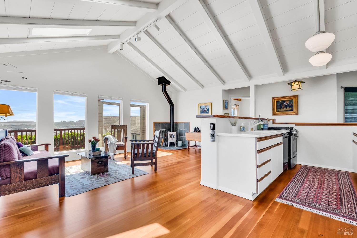 320 Taylor St. in Bodega Bay