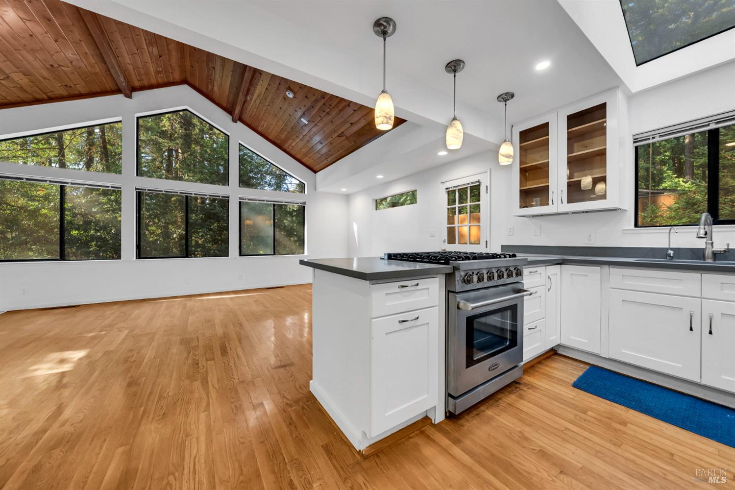 10864 Ogburn Ln.  in Forestville