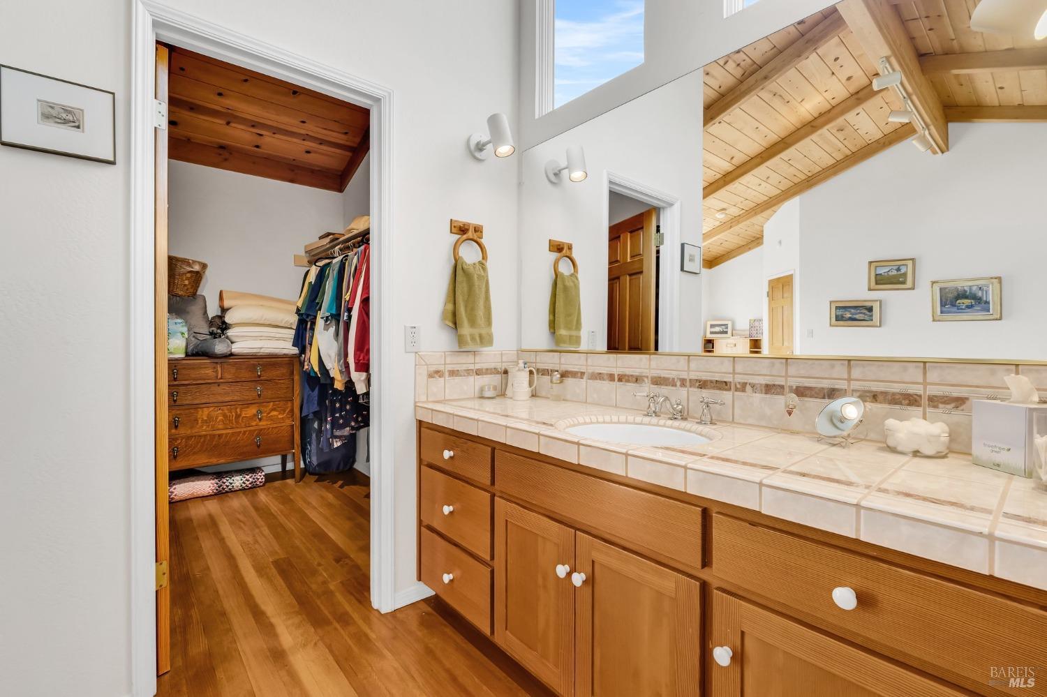 320 Taylor St. in Bodega Bay