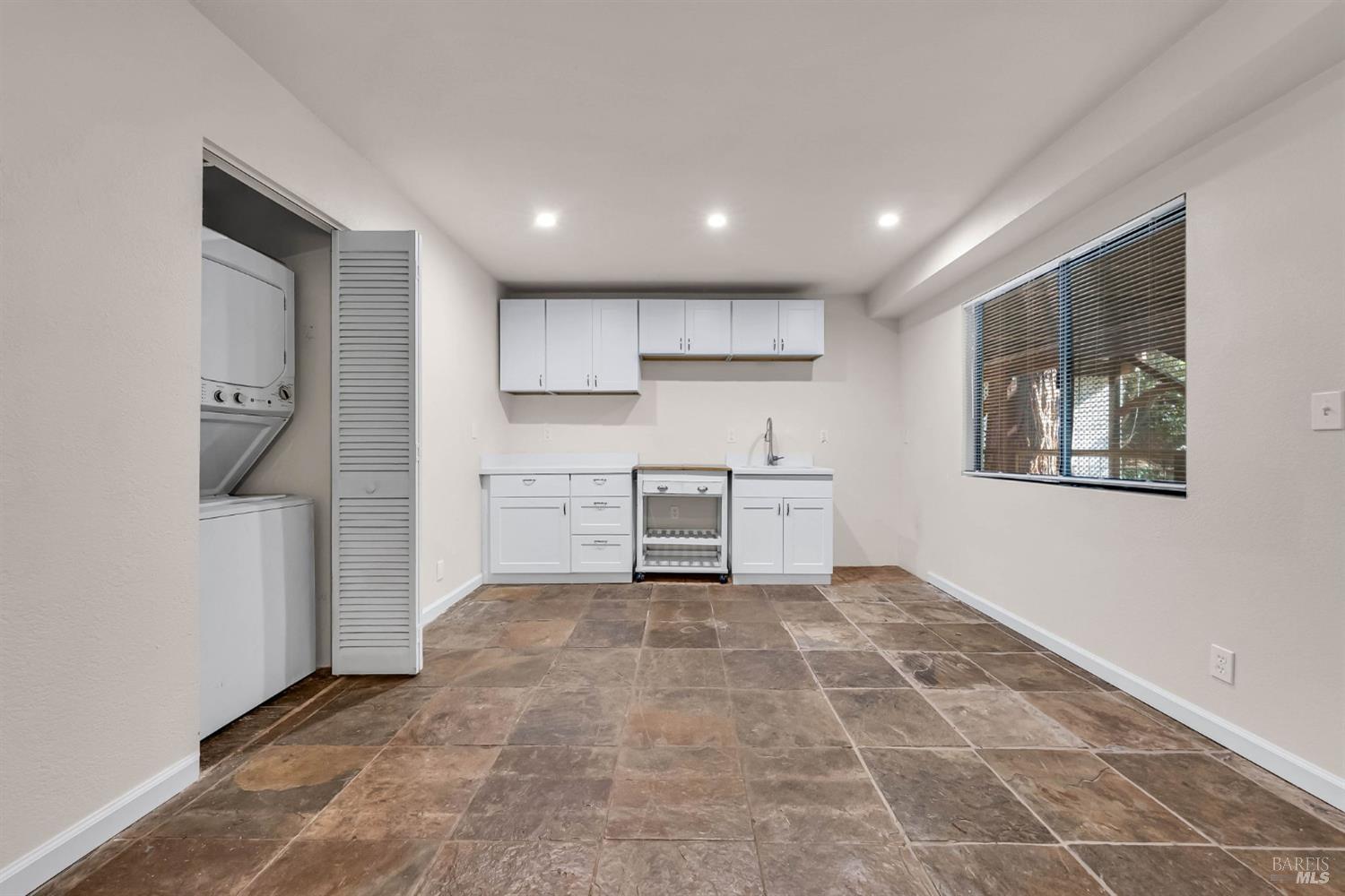 10864 Ogburn Ln.  in Forestville