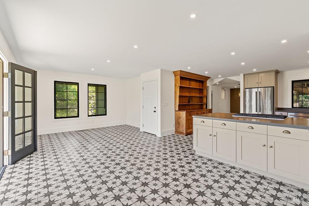 549 Catherine Court IN WILD OAK