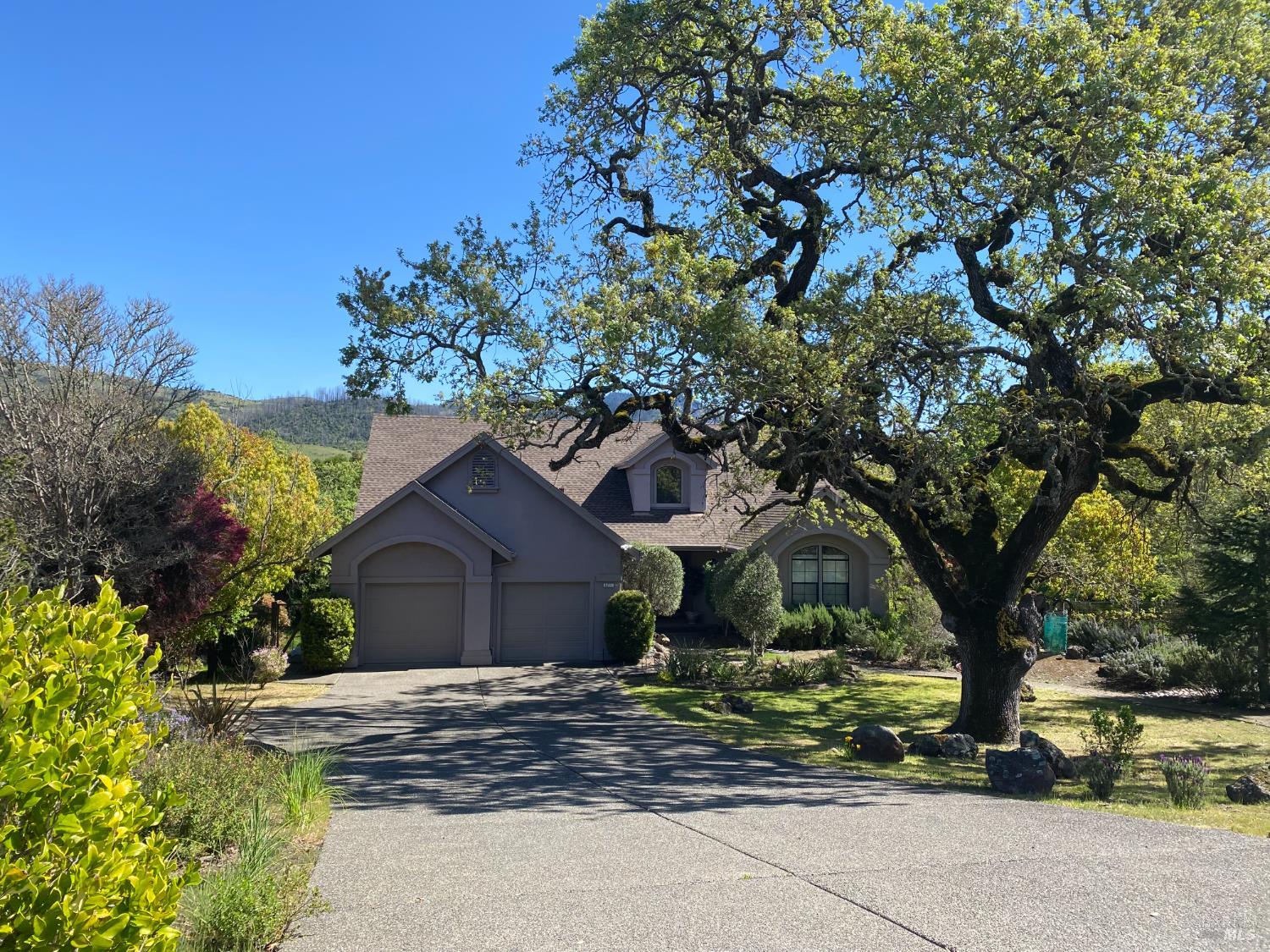 6271 Meadowstone Drive