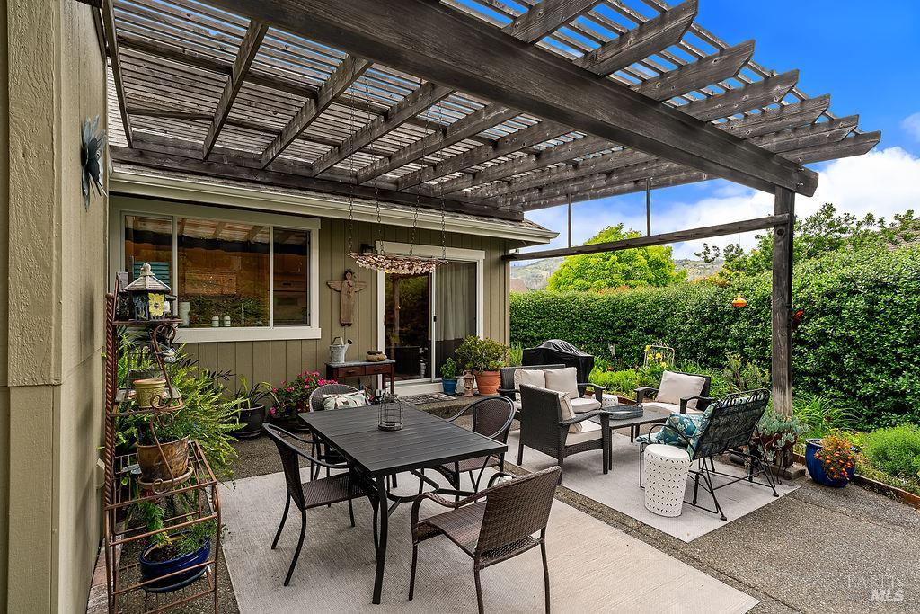 6252 Meadowstone Drive