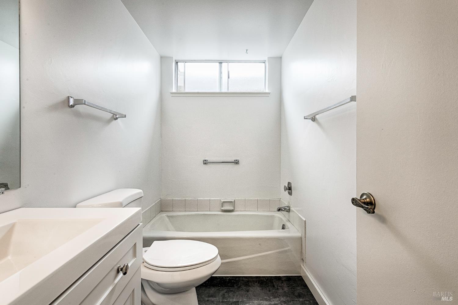 312 Oak Leaf Circle