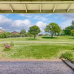 312 Oak Leaf Circle