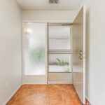 312 Oak Leaf Circle