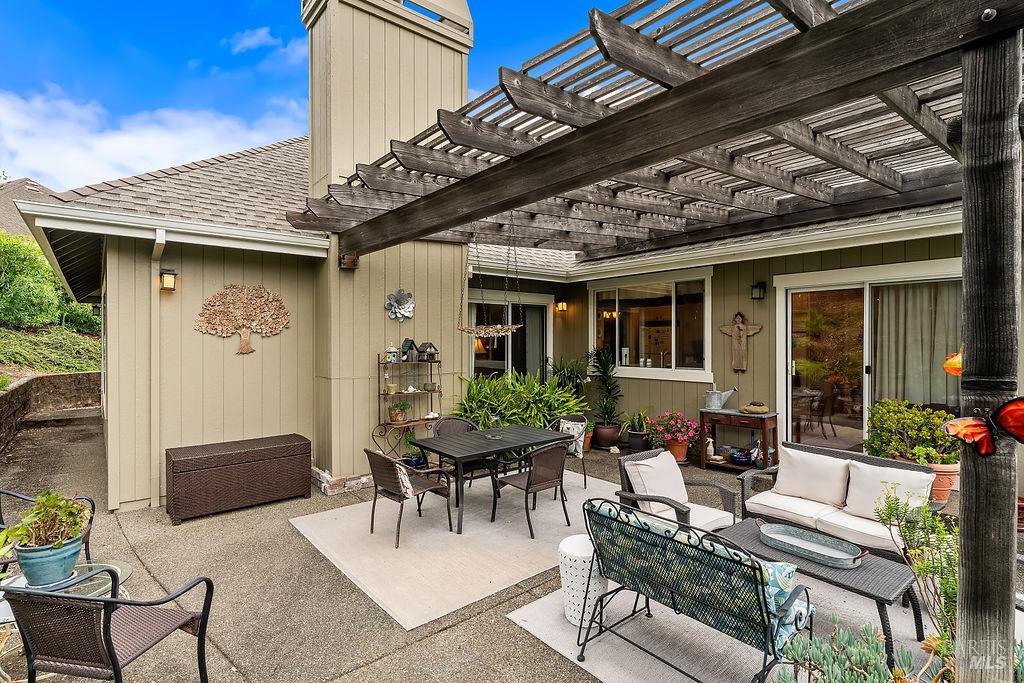 6252 Meadowstone Drive