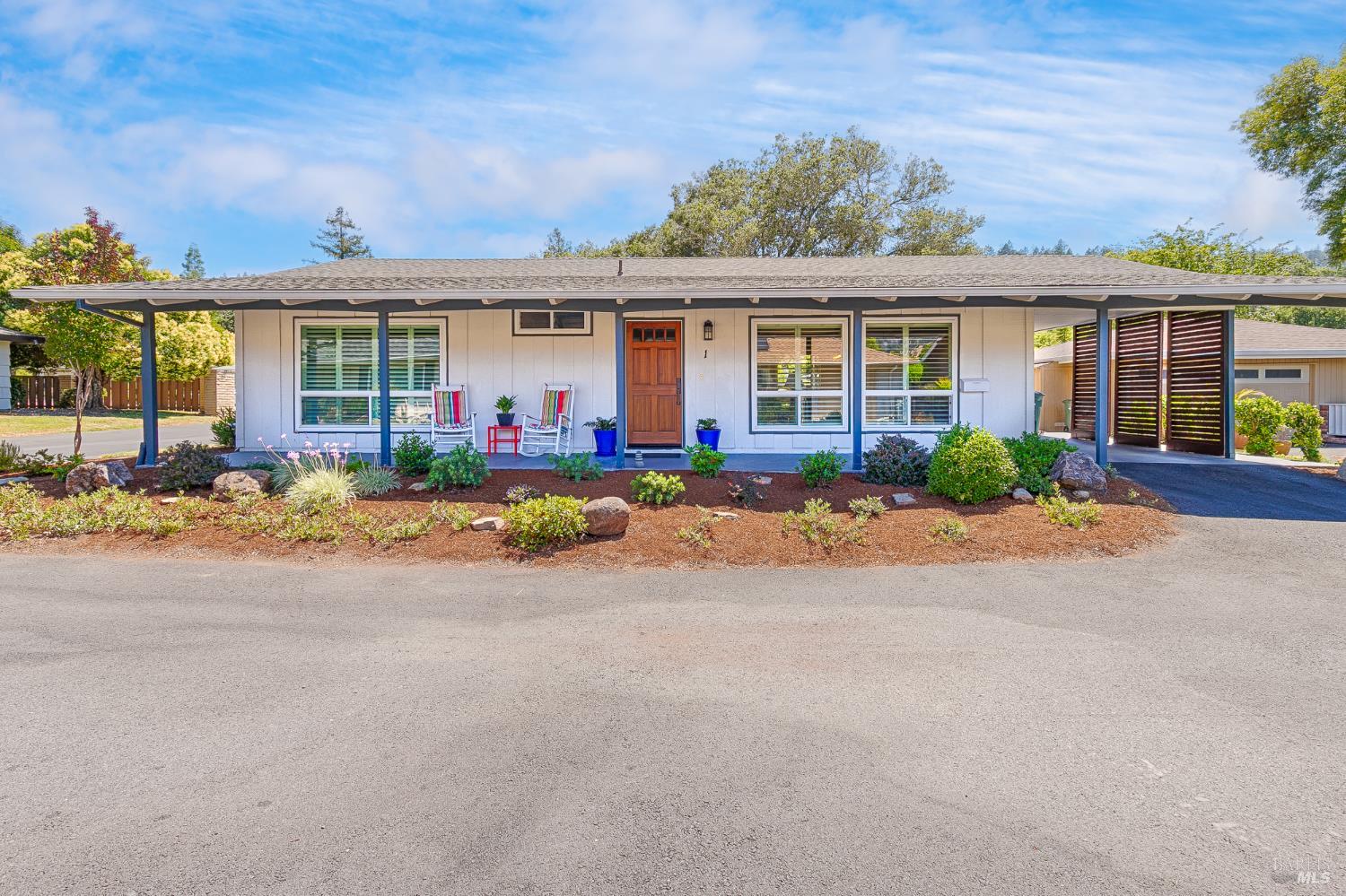 1 Oakgreen St
