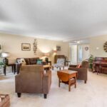 113 Valley Oaks Drive
