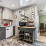 1 Oakgreen St