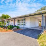 1 Oakgreen St