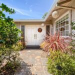 113 Valley Oaks Drive