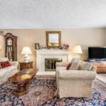 6497 Meadowridge Dr