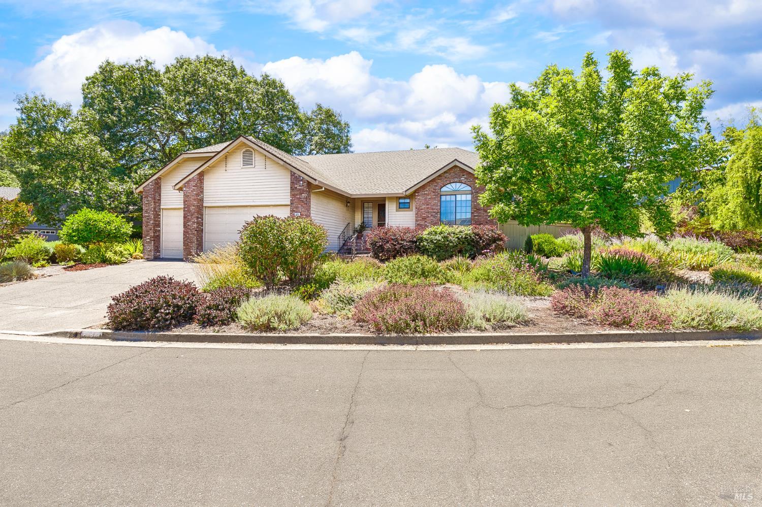 426 Woodley Way